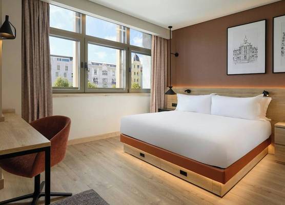Residence Inn Lisbon by Marriott Hotel 1
