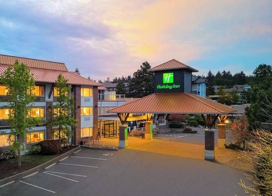 Holiday Inn Victoria - Elk Lake by IHG 1