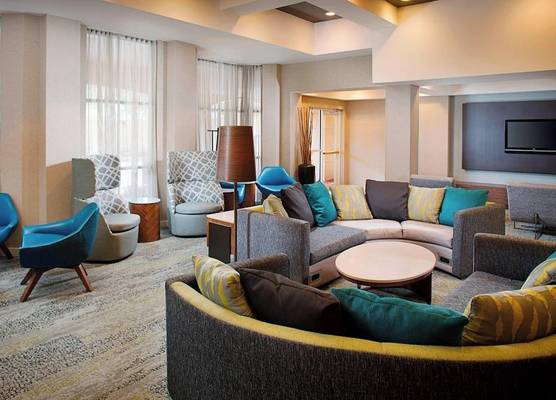 Courtyard by Marriott West Palm Beach Airport 1