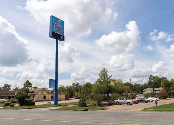 Motel 6-Lufkin, TX 1