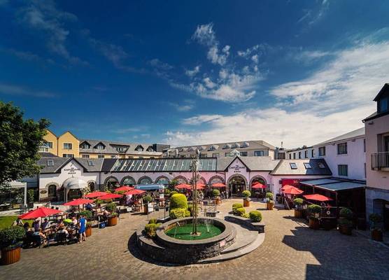 Castlecourt Hotel, Spa & Leisure 1