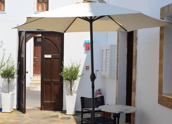 PHILIPPOS STUDIOS & APT 1