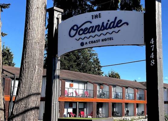 The Oceanside, a Coast Hotel 1