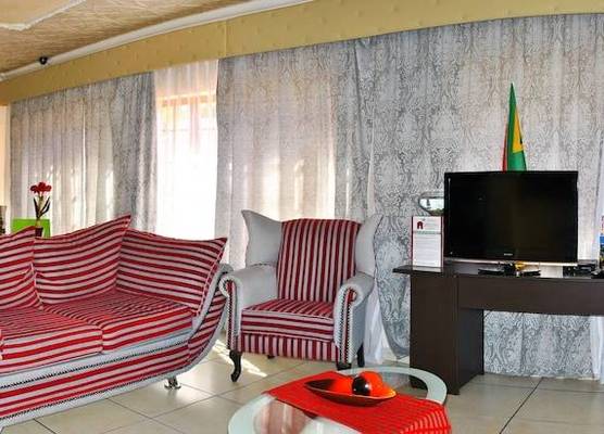 Lapologa Bed & Breakfast 1