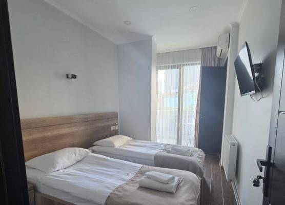Hotel Corner 1