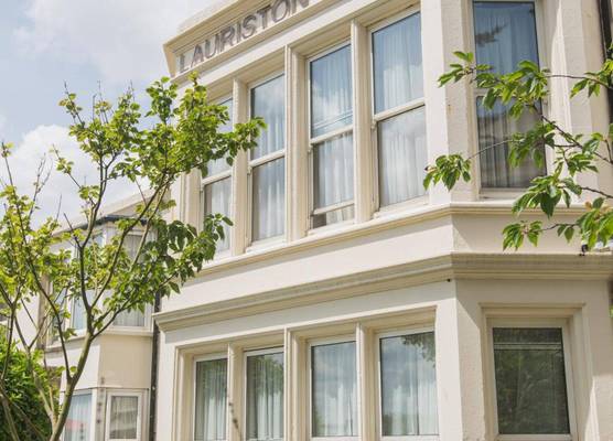 Lauriston Hotel 1