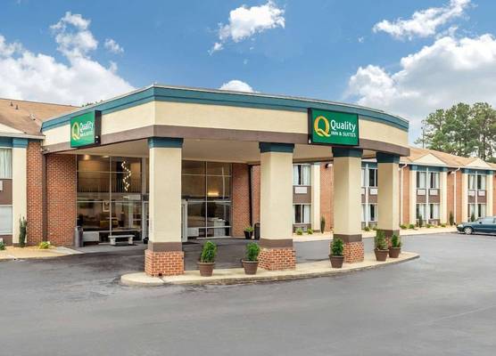 Quality Inn & Suites Apex - Holly Springs NC 1