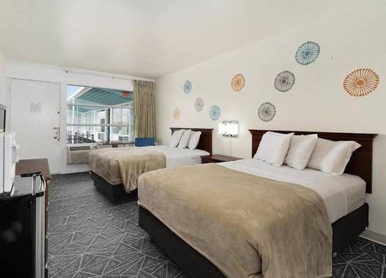 Eden Roc Motel 1