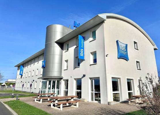 Hotel Ibis Budget Cosne Sur Loire 1