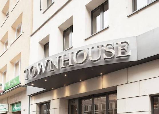 TOWNHOUSE Hotel 1