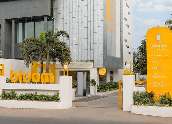 Bloom Hotel - SG Highway 1