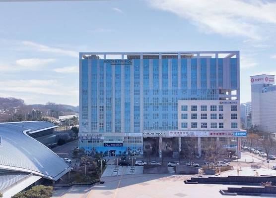 Incheon Airport Global Hotel & Suites 1