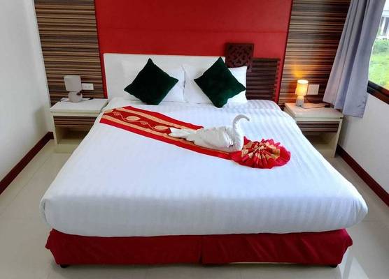 Patong Max Value Hotel 1