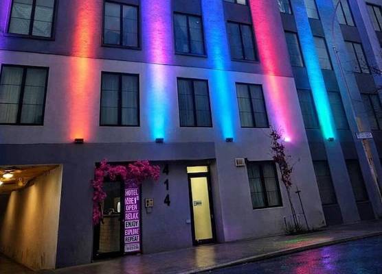 ROSE HOTEL BRONX 1