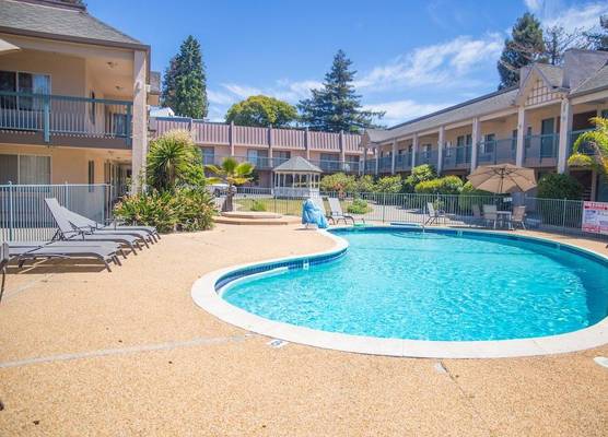 Days Inn by Wyndham Redwood City 1
