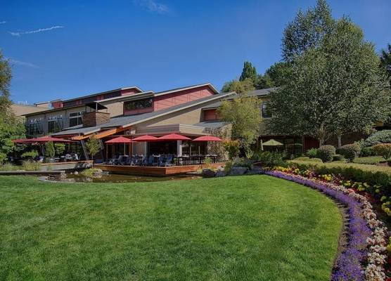 Cedarbrook Lodge 1