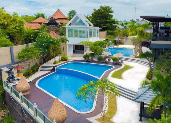 Luxotic Private Villa and Resort 1