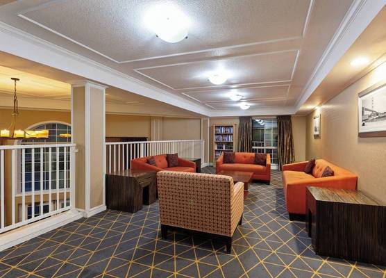 Holiday Inn & Suites SAN MATEO-SAN FRANCISCO SFO by IHG 1