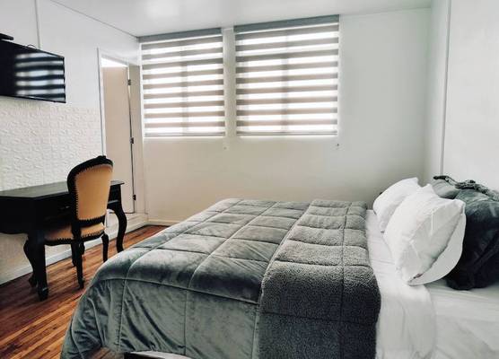 Hotel Muros Quito 1