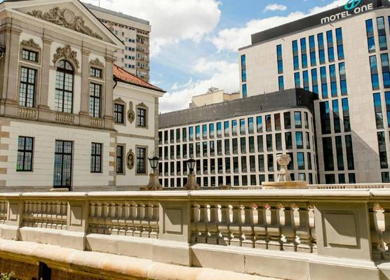 Motel One Warsaw-Chopin 1