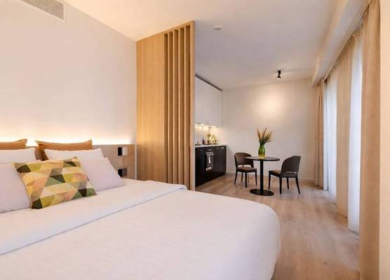 Stay at Brussels 1