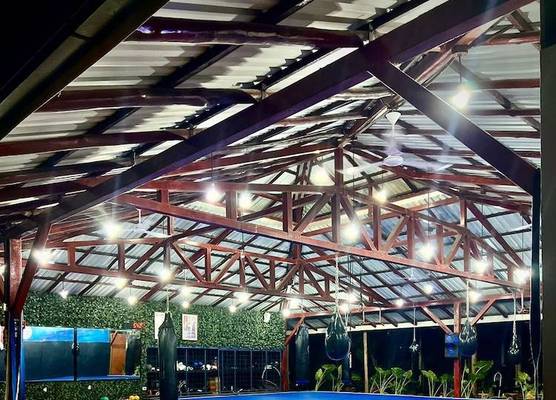 Jungles Edge Hotel, Jiu Jitsu, Muay Thai Retreat Center 1