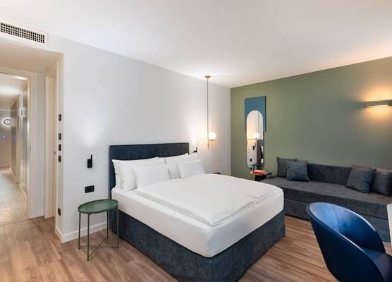 HT Hotel Trieste 1