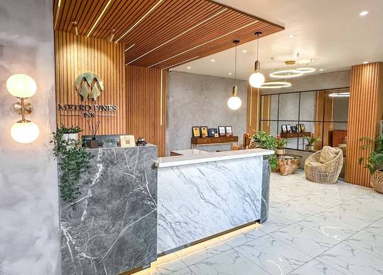 Metro Pines Inn 1