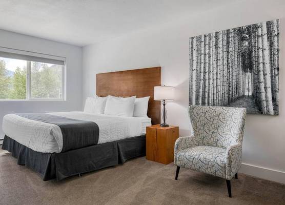 Stoke Hotel SureStay Collection by Best Western 1