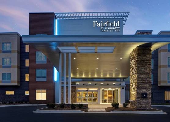 Fairfield Inn & Suites by Marriott Chicago Bolingbrook 1