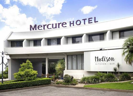 Mercure Charlestown 1
