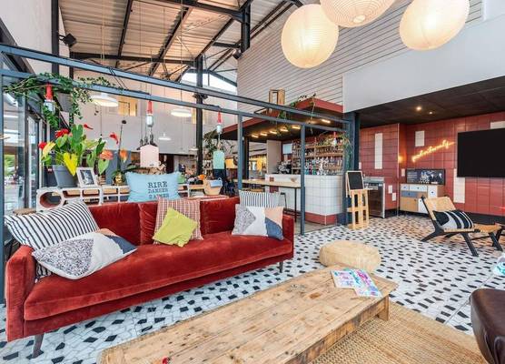 Greet hotel Bourg-en-Bresse Sud Montagnat 1