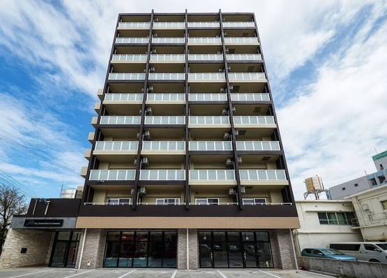 New Normal Hotel in NAMINOUE ニューノーマルホテルイン波の上 1