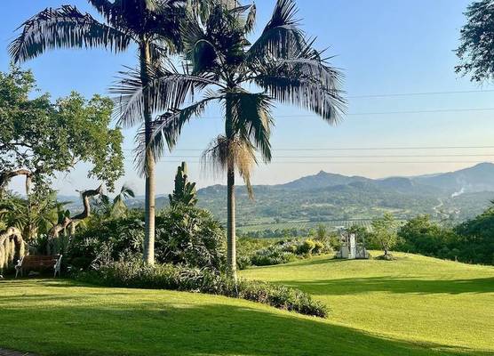 LoerieRoep Estate - Mountainview Selfcatering Accommodation Nelspruit 1