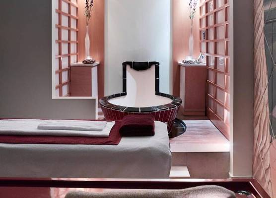 Neptune Luxury Resort 1