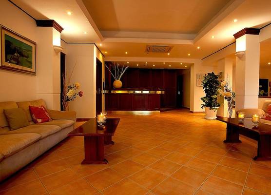 Zoe Apartment by Hotel Moderno 1