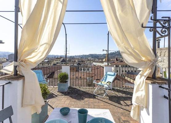 Apartment in Florence With Rooftop Views 1