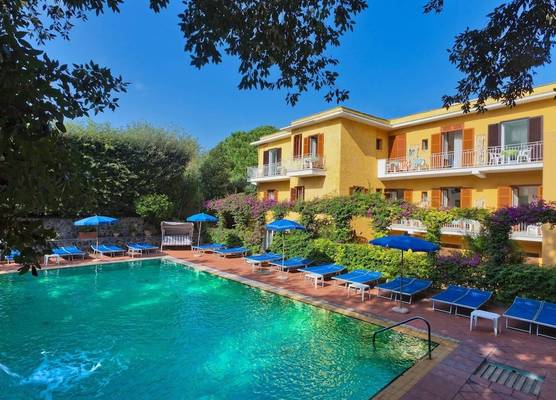 Hotel Cleopatra 1