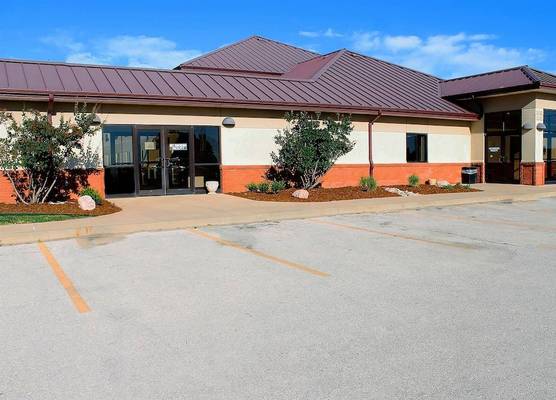 Americas Best Value Inn-Fredonia 1