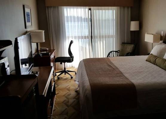 DoubleTree by Hilton Silverdale 1