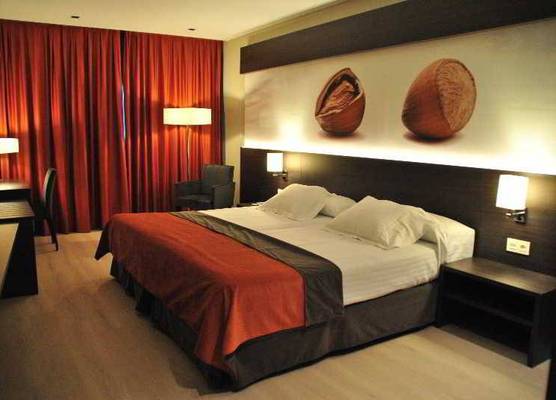 Brea's Hotel 1