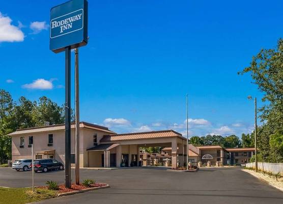 Rodeway Inn Greenwood 1