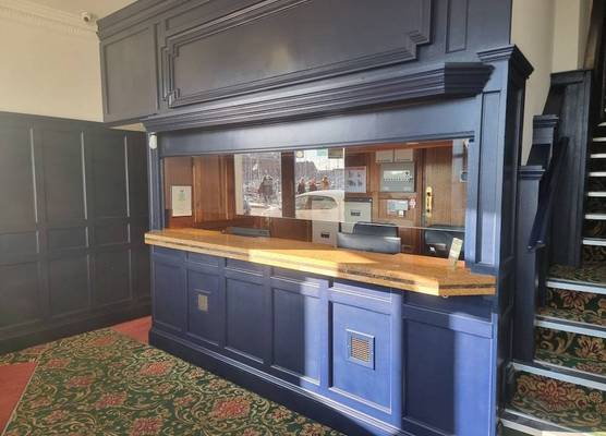 Royal Oak Hotel 1