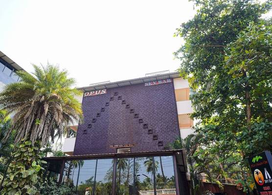 Hotel Meraden Opus , Anjuna Beach Goa 1