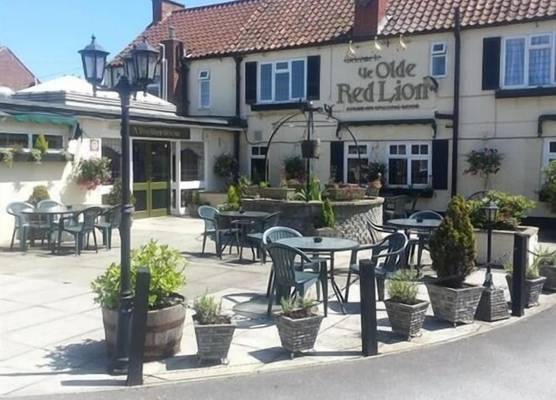 Ye Olde Red Lion 1