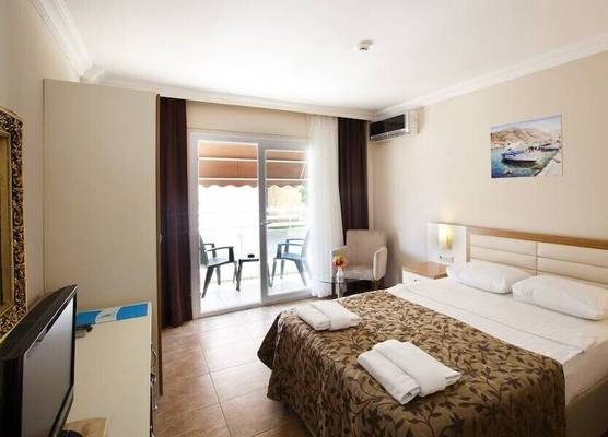 Bitez Risa Hotel 1