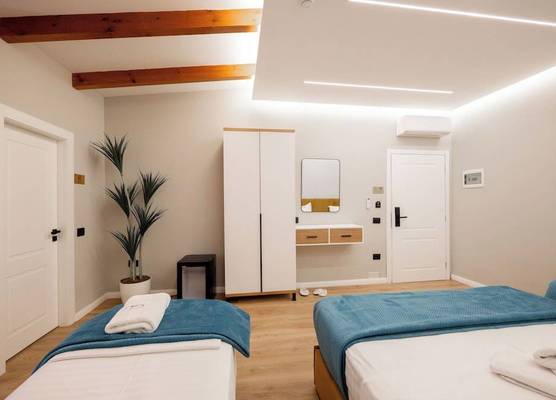 Golemi Lux 1