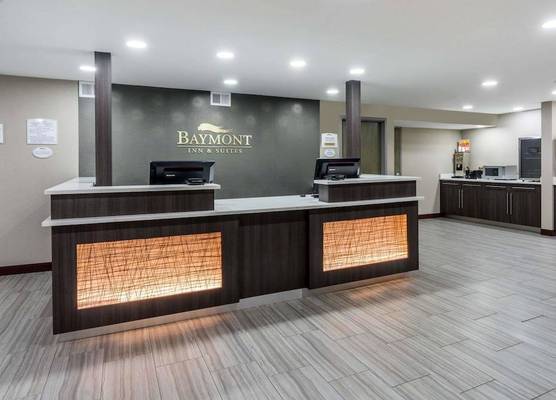 Baymont by Wyndham Clarksville 1