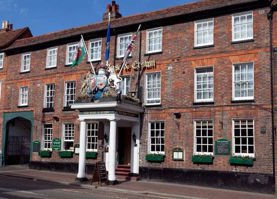 Uno Hotel Rose and Crown Tonbridge 1
