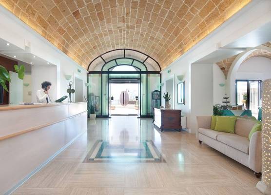 Grand Hotel Mediterraneo 1